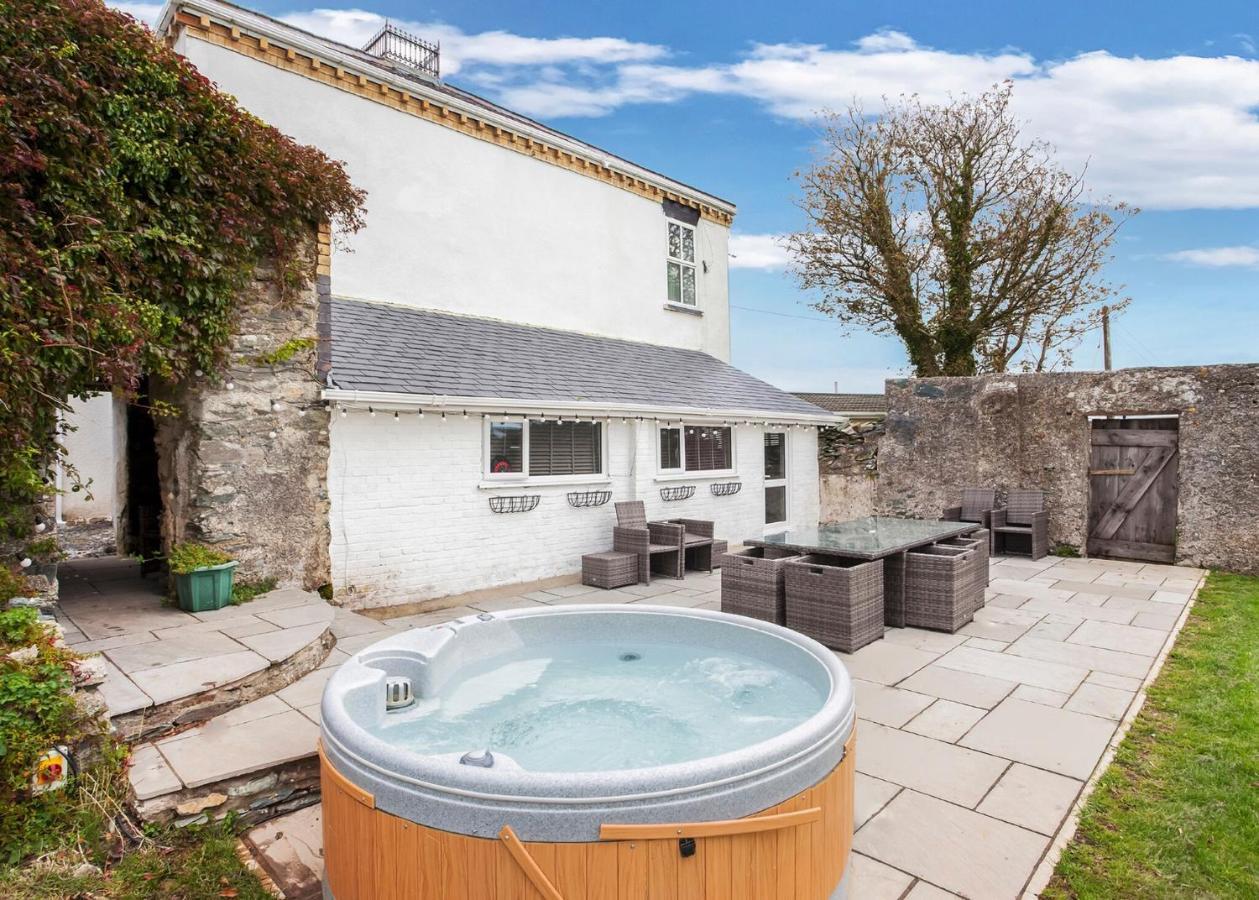 Hotel Bryn Mechell Llanfechell Esterno foto